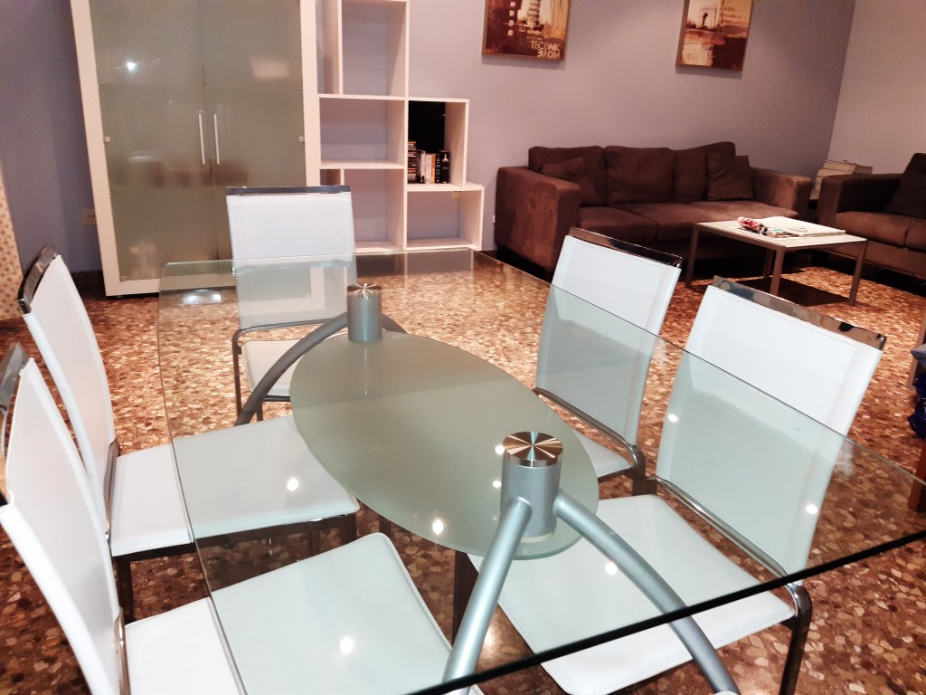 PISO EN ALQUILER EN CARRERA MALILLA, VALENCIA.